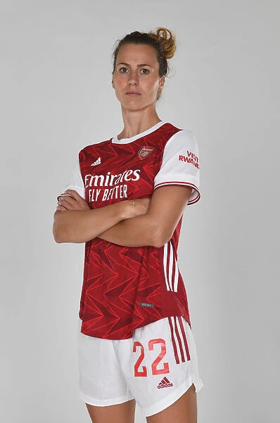 Arsenal Women's Team 2020-21: A Closer Look at Viki Schnaderbeck