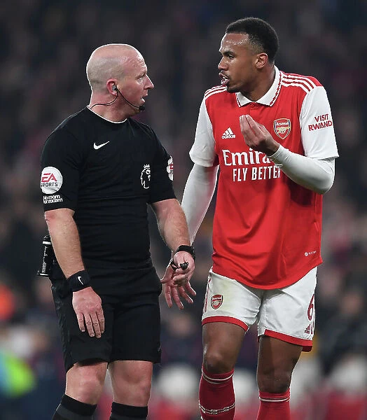 Arsenal's Gabriel Magalhaes Contests Referee's Call with Southampton, Premier League 2022-23