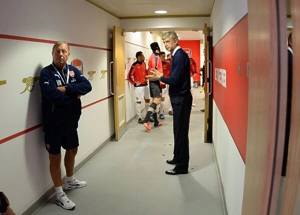 Arsene Wenger and Kit Man Vic Akers: Pre-Match Moment at Arsenal vs Everton, Premier League 2015 / 16