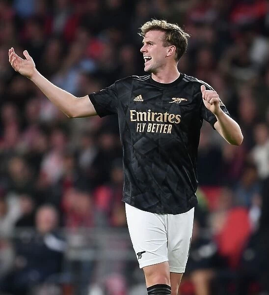 Rob Holding in Action: Arsenal vs. PSV Eindhoven, UEFA Europa League (2022-23)