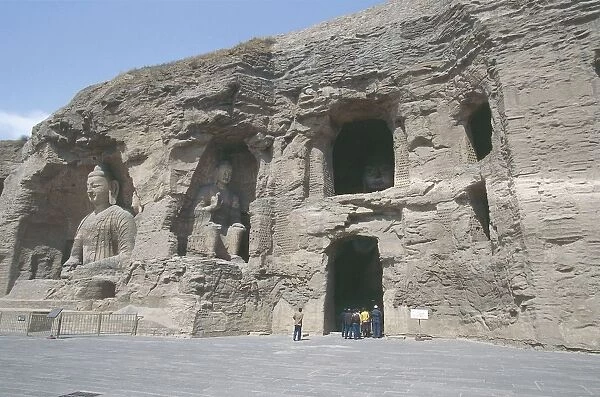 China, Shanxi, Datong, Yungang Grottoes, Rock-cut statues of Buddha in cave 19 and 20