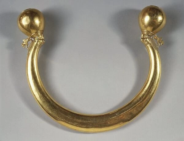 France, Chatillon-sur-Seine, Golden diadem or neckband