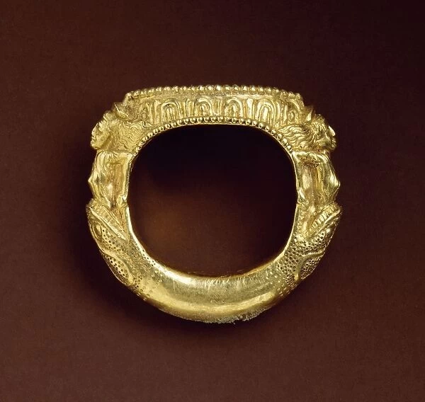 Gold ring, from Bologna, Italy