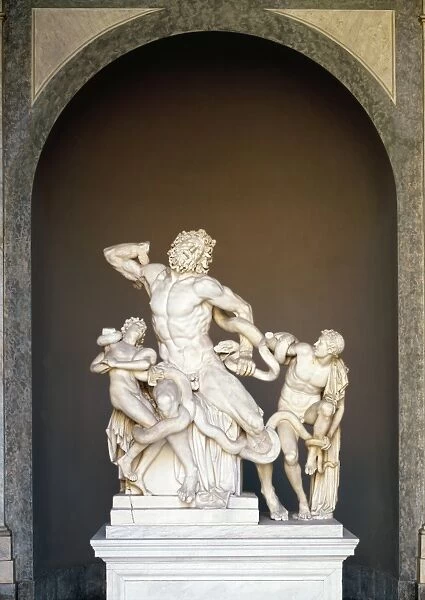 Laocoon group, marble sculpture of Laocoon and his sons, copy after Hellenistic original