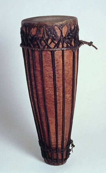 Drum (wood, double membrane and elephant-skin)