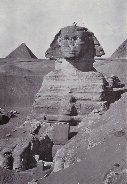 Egypt: The Sphynx (b  /  w photo)