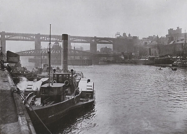 Newcastle, The Bridges (b  /  w photo)