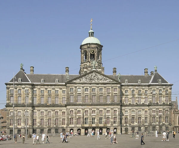 Royal Palace in the Dam (photo)