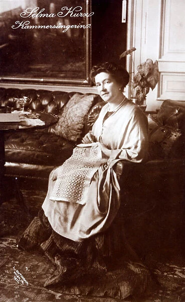 Selma Kurz, Austrian opera singer, 1911 (b  /  w photo)