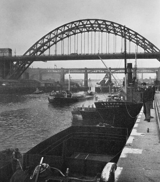 The Tyne Bridge, Newcastle-upon-Tyne (b  /  w photo)