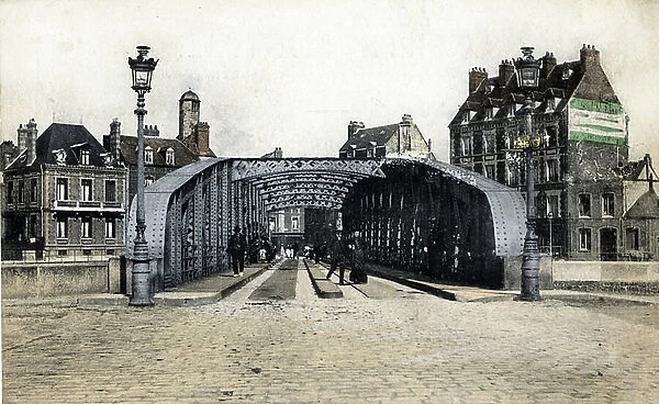 View of the great bridge of pollet (Pont Colbert) in Dieppe, Seine maritime Normandie Postcard of the beginning of the 20th century