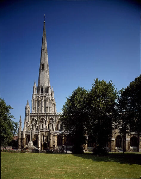 View of St. Mary Redcliffe Cathedral, 13th-15th century (photography)