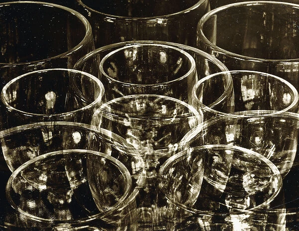 Wine Glasses, 1925 (gelatin silver print)