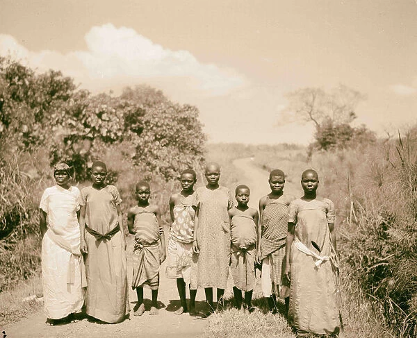Uganda Hoima Fort Portal Native types Road 1936