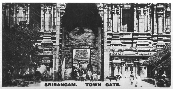 Town gate, Srirangam, India, c1925