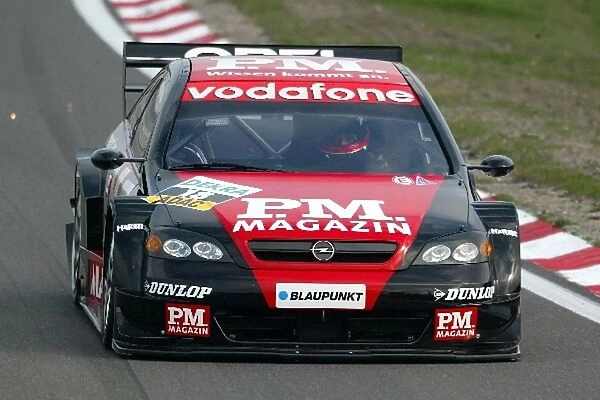 DTM: Timo Scheider, OPC Team Phoenix Opel Astra V8 Coupe