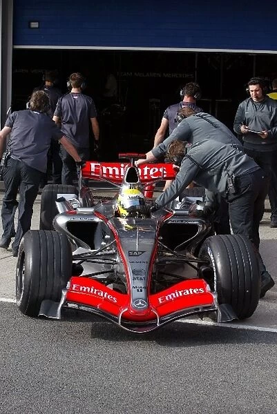 Formula 1 Testing: Lewis Hamilton Mclaren MP4  /  21