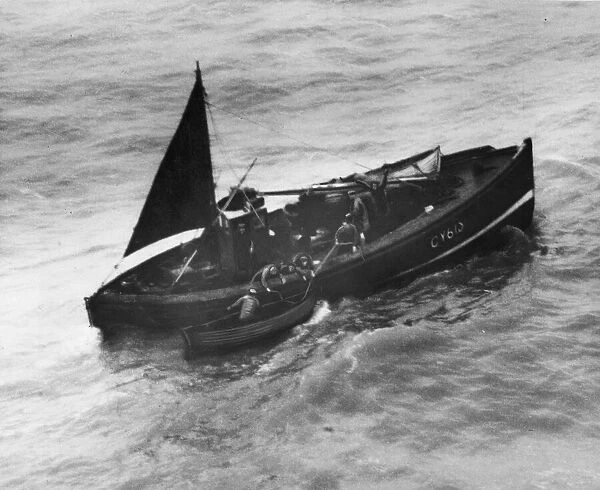 A boat in trouble off the West Coast of England. The boat has the numbers CY613 or