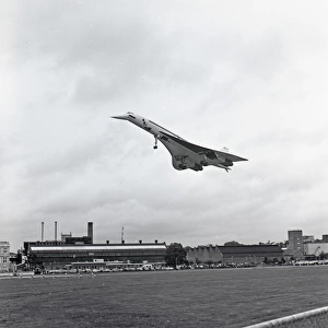 Aerospatiale-BAC Concorde G-AXDN Farnborough 1974
