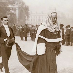 Lord Chief Justice approaching Westminster Abbey