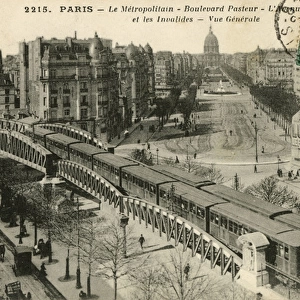 Paris - The Metro - Boulevard Pasteur - Les Invalides