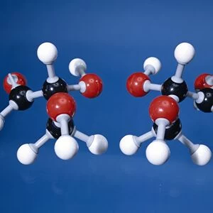 Glyceraldehyde isomer models