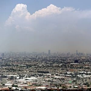 Smog over Mexico City C013 / 5018
