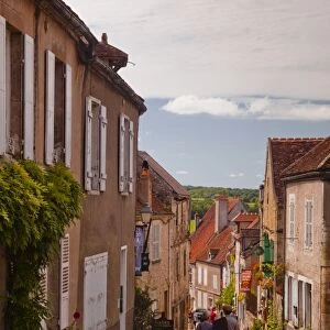 Looking down the main street in Vezelay, Yonne, Burgundy, France, Europe