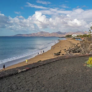 View overlooking Playa Grande beach and Atlantic Ocean, Puerto del Carmen, Lanzarote, Las Palmas, Canary Islands, Spain, Atlantic, Europe