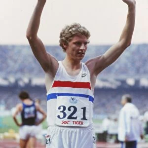 Steve Cram celebrates winning the 1982 European 1500m title