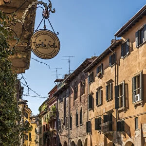 europe, Italy, Veneto. Verona, street in the historic centre