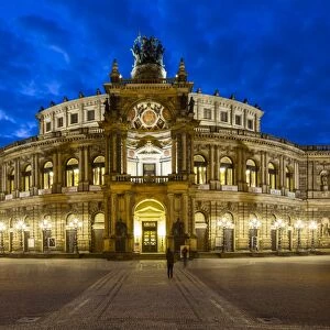Opera House (Semperoper Dresden), Dresden, Saxony, Germany