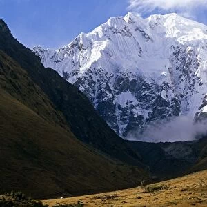 Peru, Andes, Cordillera Vilcabamba, Nevado Salkantay (or Salcantay). At well over 6000m high