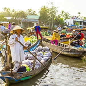 Phong Dien floating market, Phong Điền District, Cần