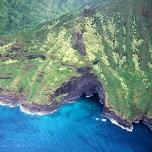 Napali coast, aerial. Kauai, Hawaii (N. Pacific)