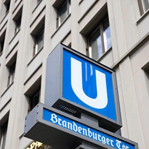 Germany, Berlin, Mitte, blue U-Bahn undergound sign at Brandenburger Tor