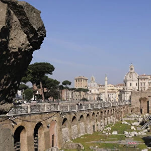 Italy, Lazio, Rome, Fori Imperiale, Trajans Forum, view across the ruins of the forum