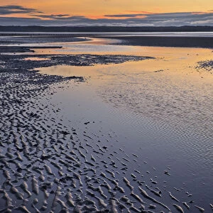 Wales, Llanfairfechan, Beach patterns at sunset