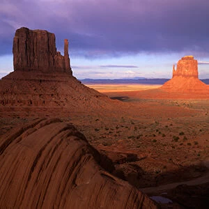 USA, Utah, Monument Valley, Late afternoon light colors the rock formations