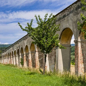 Vasari aqueduct (16th century), Arezzo, Tuscany, Italy