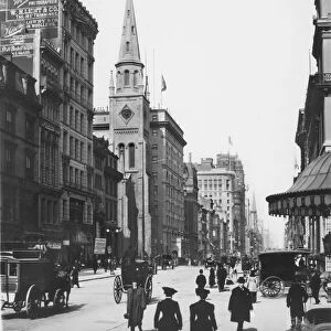 NYC: FIFTH AVENUE, 1905. Looking north from 28th Street