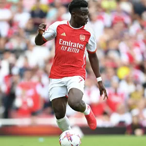 Arsenal's Bukayo Saka in Action: Arsenal vs. Wolverhampton Wanderers, 2022-23 Premier League