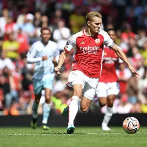 Arsenal's Martin Odegaard Shines in Premier League Clash Against Nottingham Forest (2023-24)
