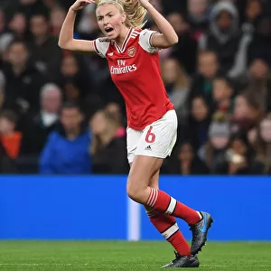 Leah Williamson Scores First Goal: Arsenal Triumphs over Tottenham Hotspur in FA Womens Super League