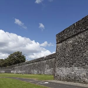 City walls, Londonderry, County Derry, Northern Ireland, Great Britain, Europe, PublicGround