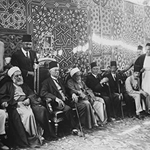 Zaghlul Pashas return to Egypt. An interesting photograph of Zaghlul Pasha (