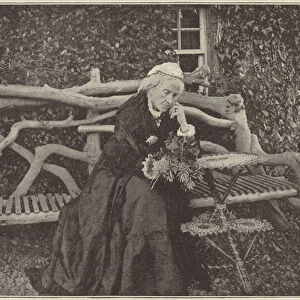 Mrs Gladstone in the garden of Blackcraig Castle (b / w photo)