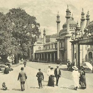The Pavilion, Brighton (b / w photo)