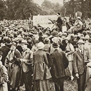 Anti-war meeting at Speakers Corner, near Marble Arch, Hyde Park, London, c1920s-c1930s(?)