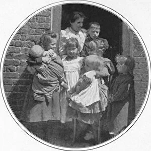 A happy little group, London, c1901 (1901)
